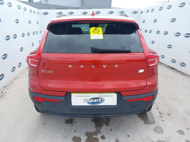 2023 VOLVO XC40 + T4 RECHARGE AUTO 