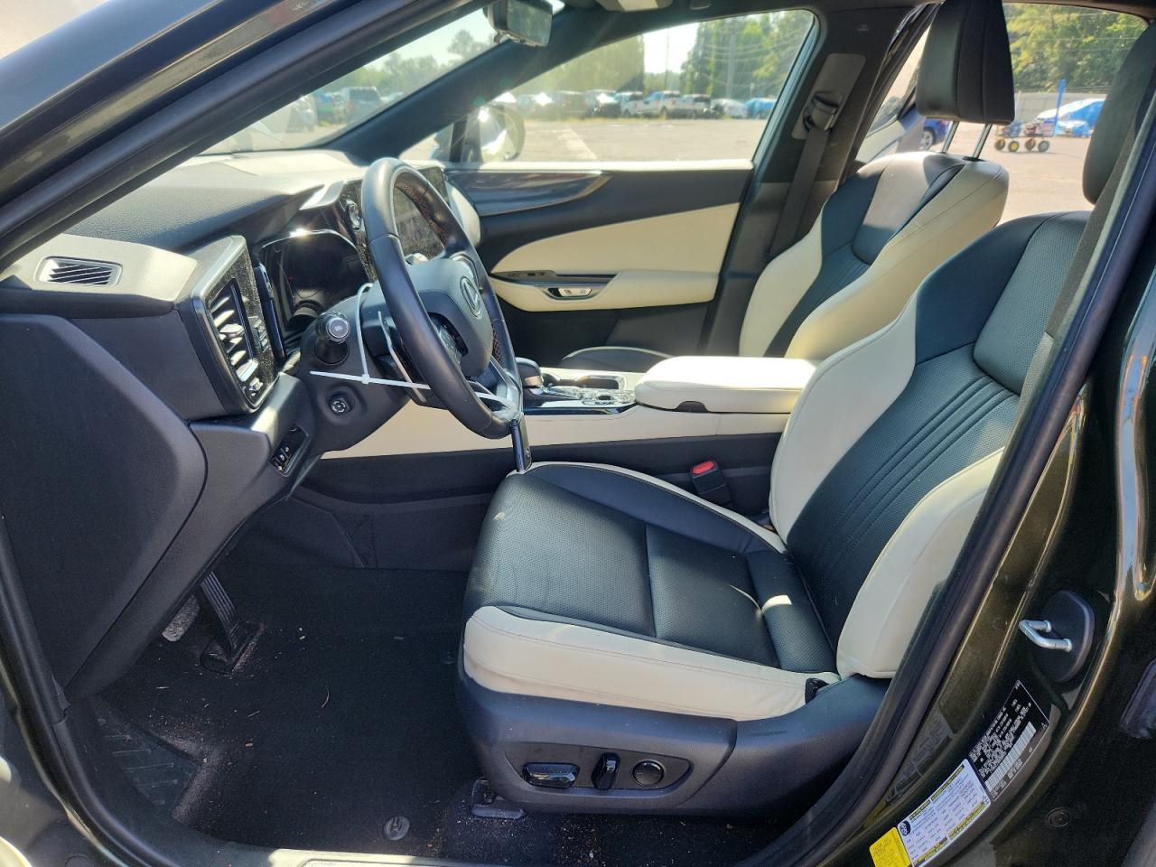 2024 Lexus Nx 350H Base VIN: 2T2GKCEZXRC020403 Lot: 65544575