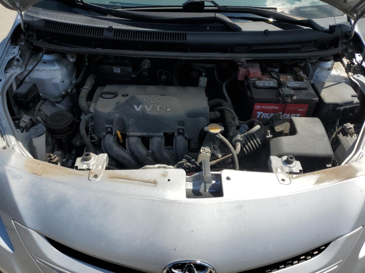 2008 Toyota Yaris VIN: JTDBT923484037990 Lot: 63630145