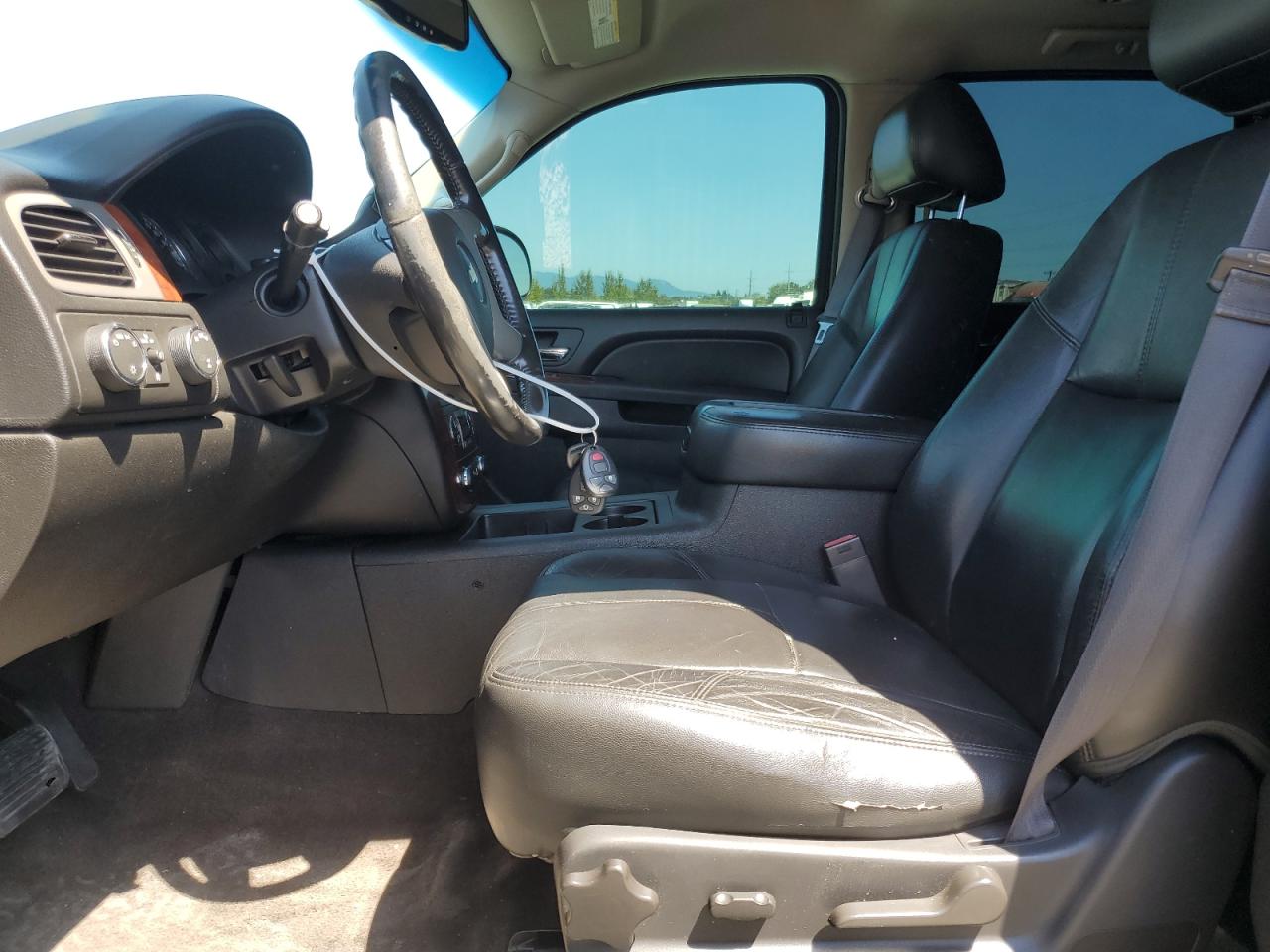 2014 Chevrolet Suburban K1500 Lt VIN: 1GNSKJE79ER212940 Lot: 65610975