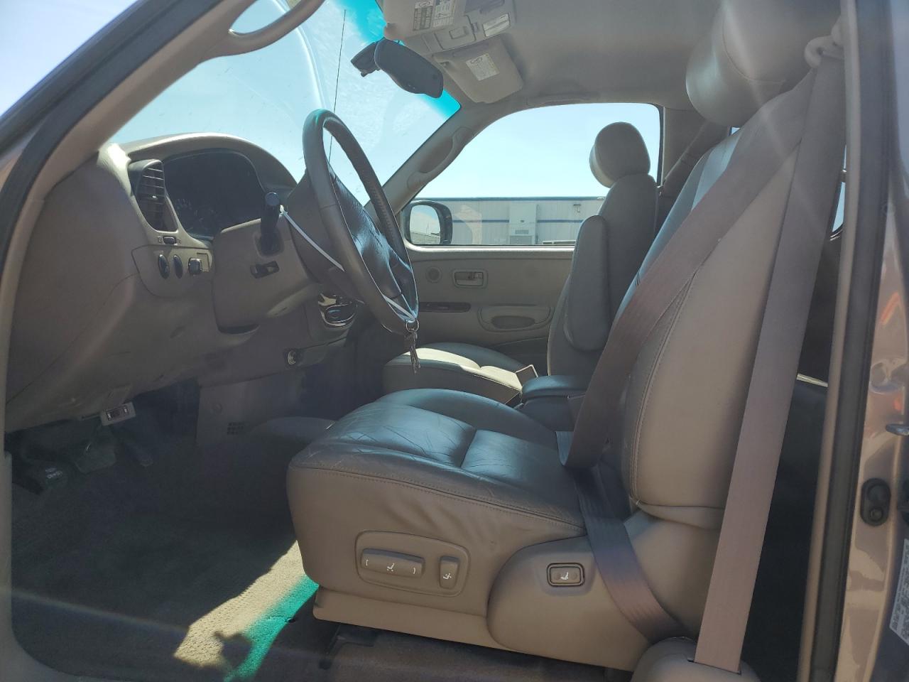 2001 Toyota Tundra Access Cab Limited VIN: 5TBBT48161S173341 Lot: 64526775