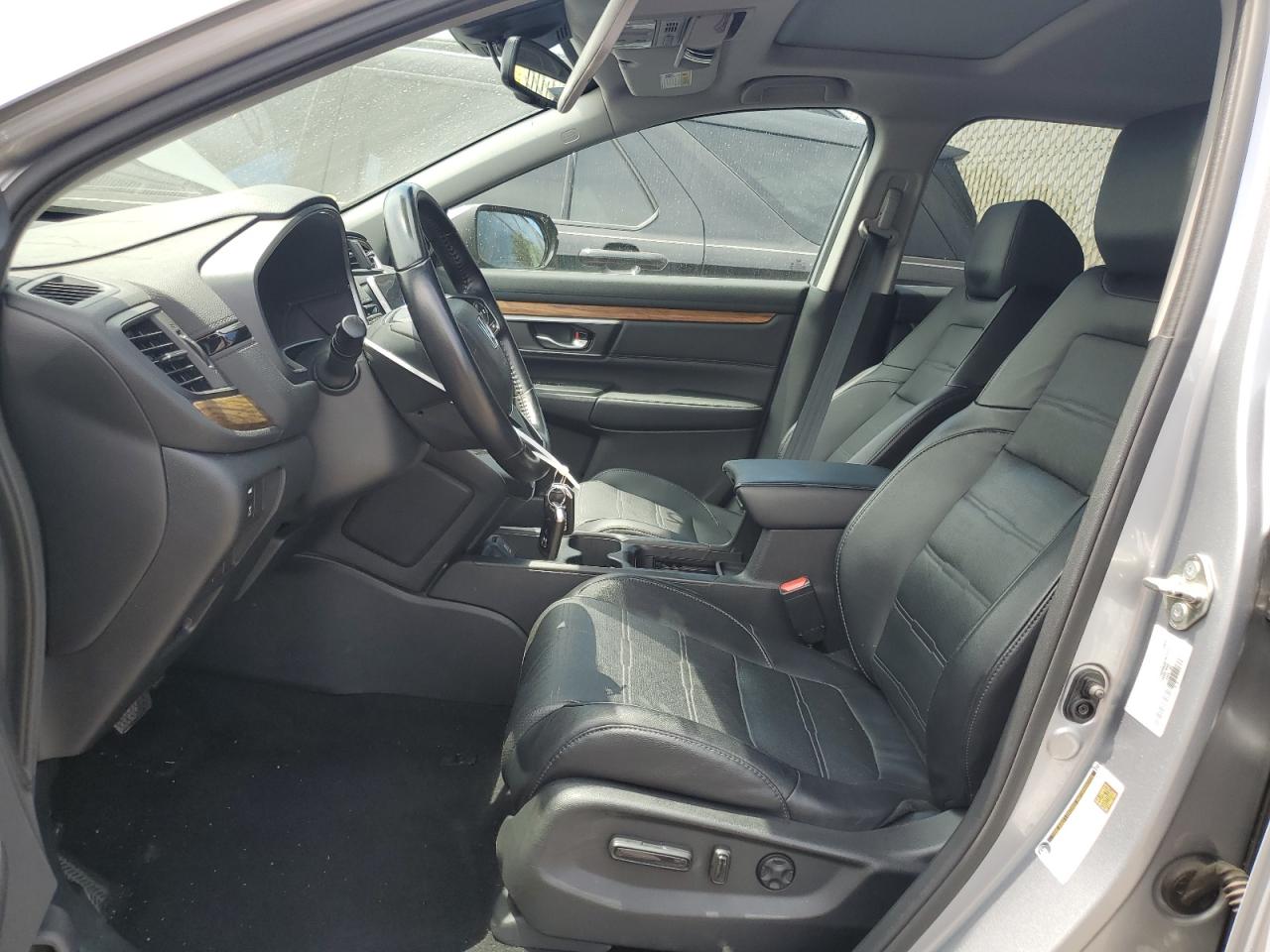 2018 Honda Cr-V Touring VIN: 7FARW2H95JE012947 Lot: 64779925