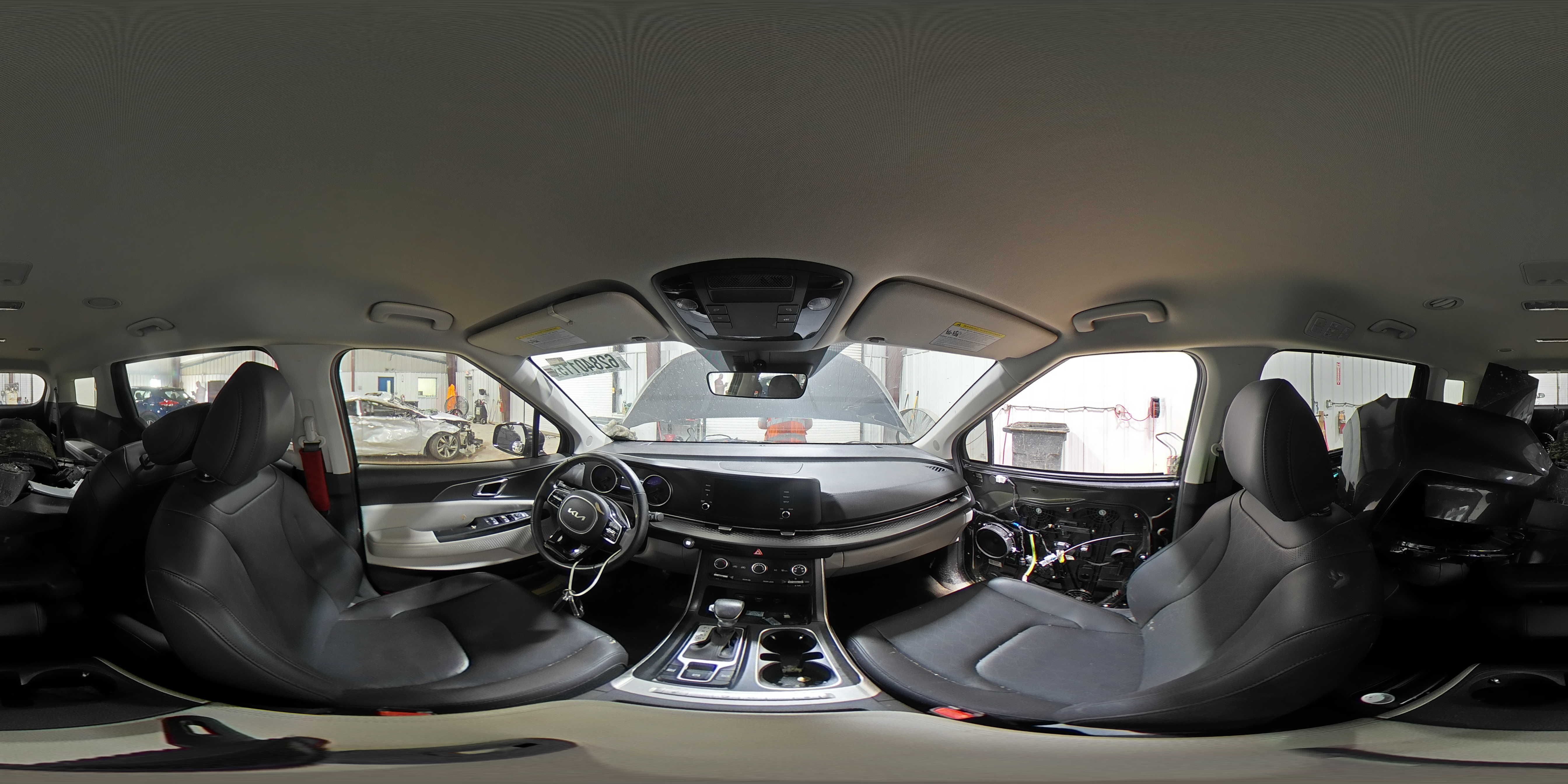 2023 Kia Carnival Lx VIN: KNDNB4H39P6192595 Lot: 62840115