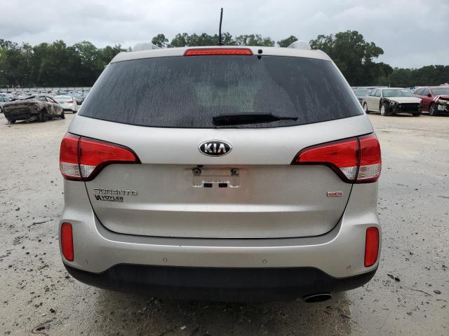  KIA SORENTO 2015 Srebrny