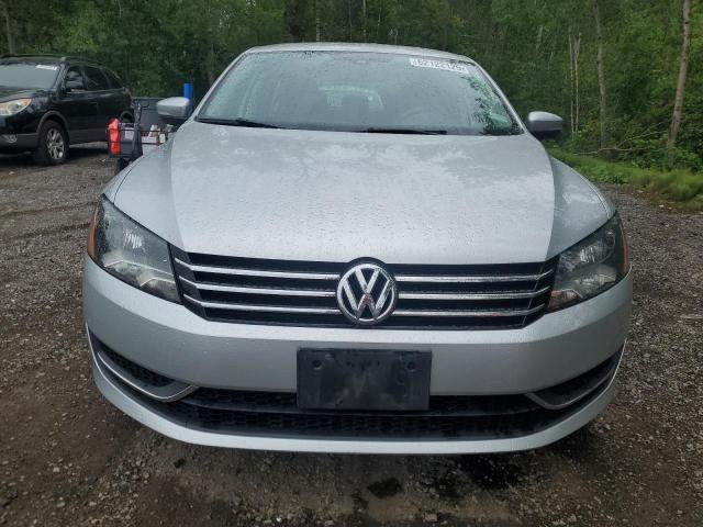 2015 VOLKSWAGEN PASSAT S  
