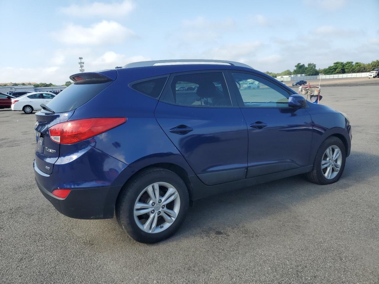 2010 Hyundai Tucson Gls VIN: KM8JUCAC4AU022740 Lot: 64800865