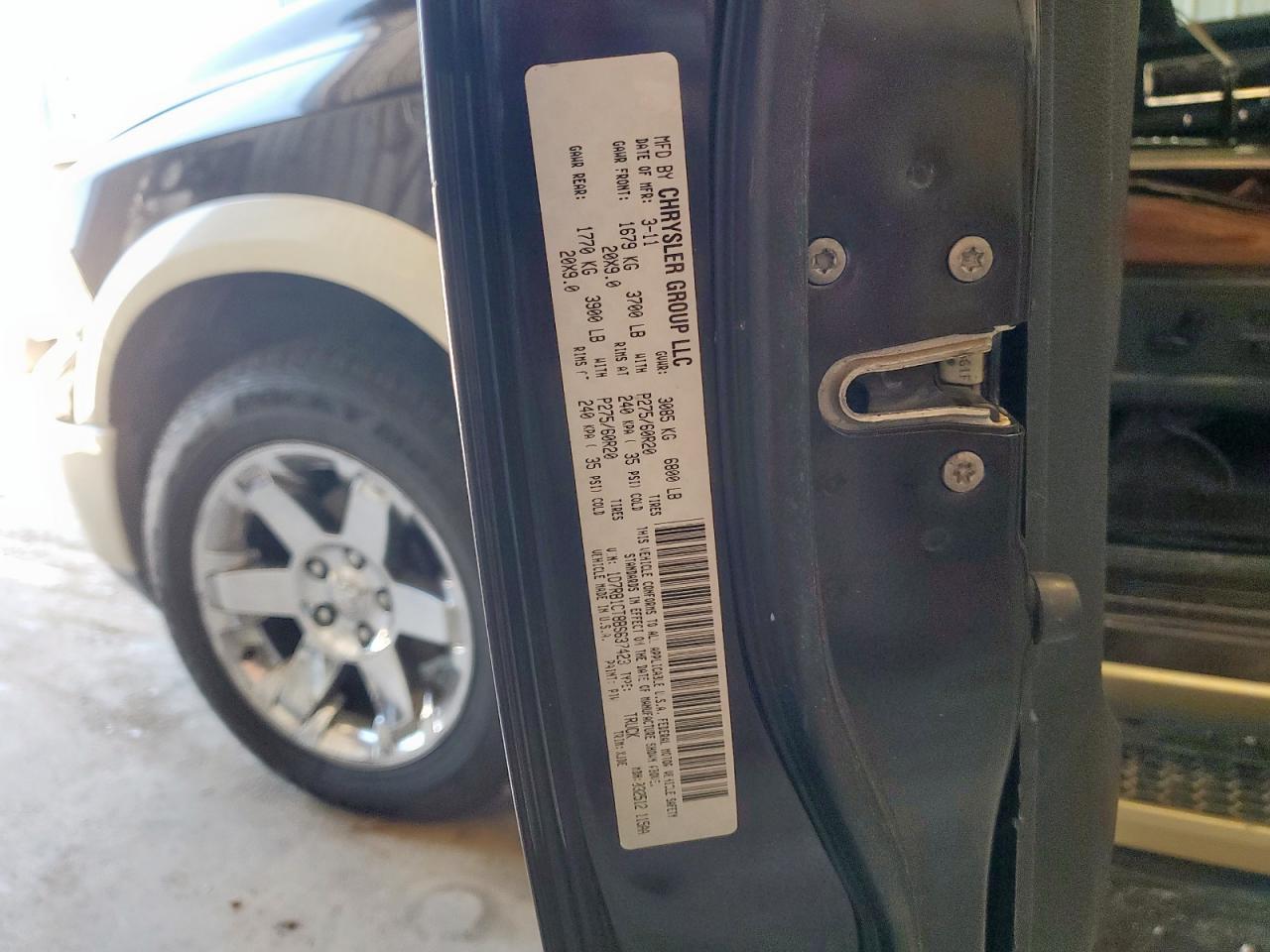 2011 Dodge Ram 1500 VIN: 1D7RB1CT8BS637423 Lot: 63590845