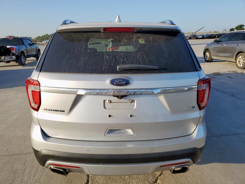  FORD EXPLORER 2017 Srebrny