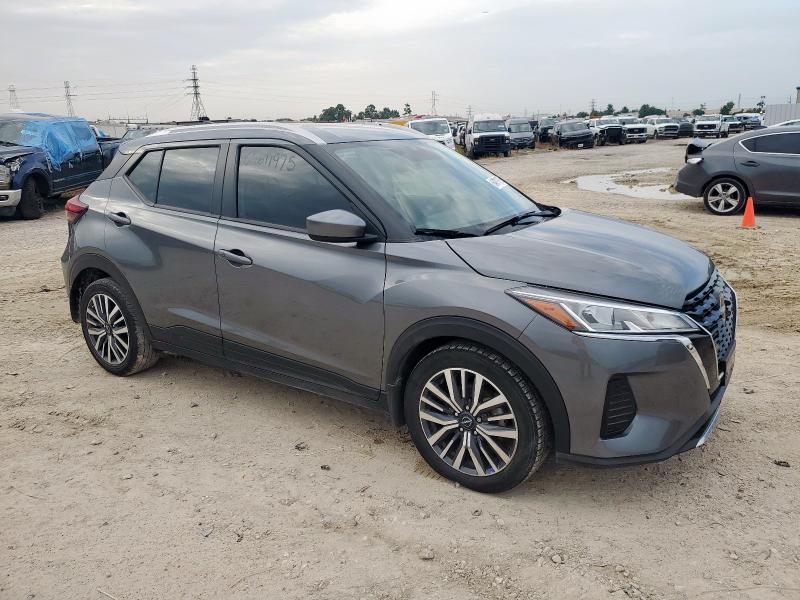  NISSAN KICKS 2024 Gray