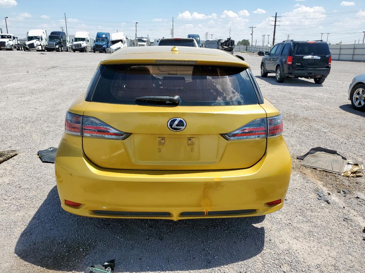 2011 Lexus Ct 200 VIN: JTHKD5BH6B2006646 Lot: 63612925