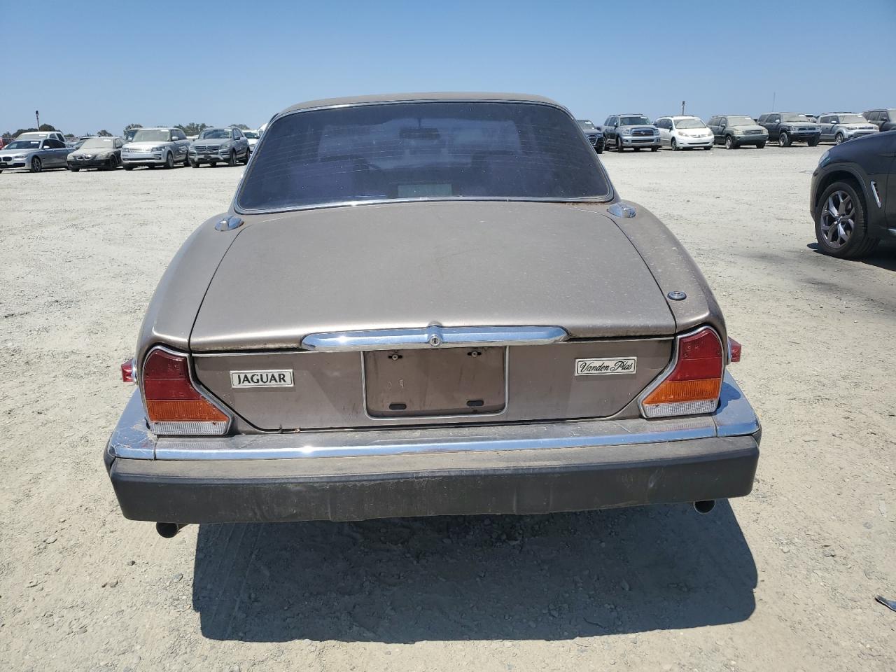 1986 Jaguar Xj6 Vanden Plas VIN: SAJAY1346GC439179 Lot: 65069865