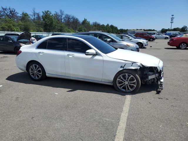  MERCEDES-BENZ C-CLASS 2016 Biały