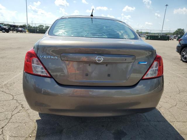 NISSAN VERSA 2012 Szary