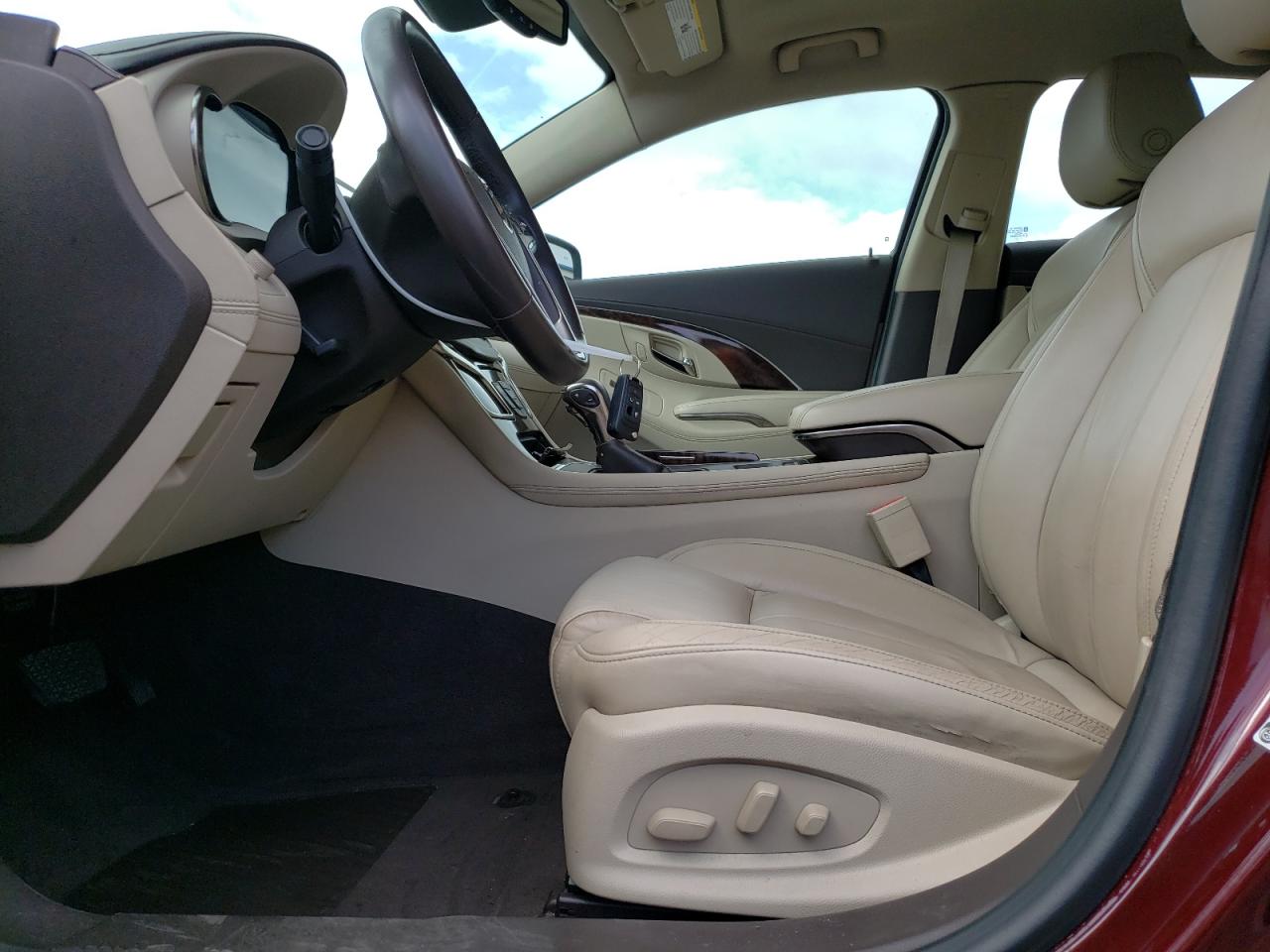 2015 Buick Lacrosse VIN: 1G4GB5G36FF220640 Lot: 62836305