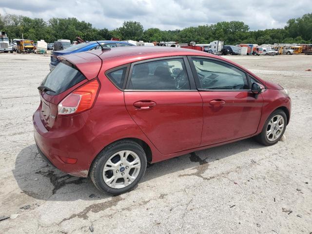 Хэтчбеки FORD FIESTA 2015 Красный