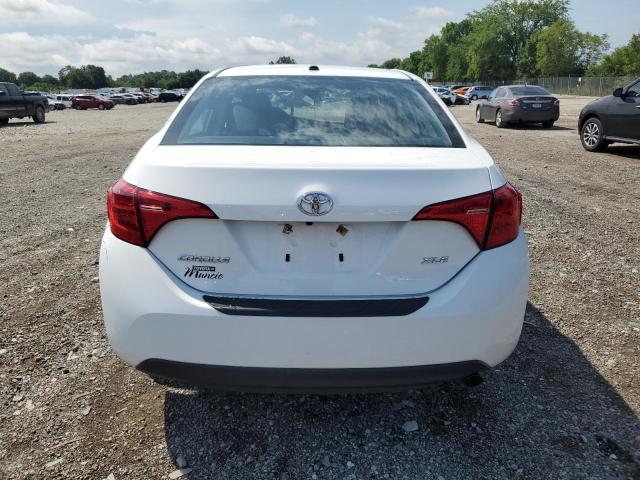  TOYOTA COROLLA 2018 Белы