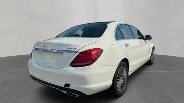 Sedans MERCEDES-BENZ C-CLASS 2015 Biały