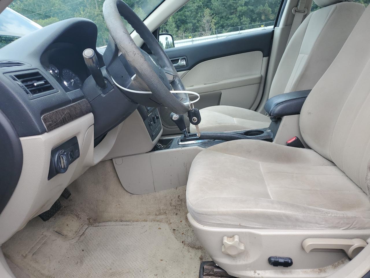 2007 Mercury Milan VIN: 3MEHM07Z27R670105 Lot: 64504035
