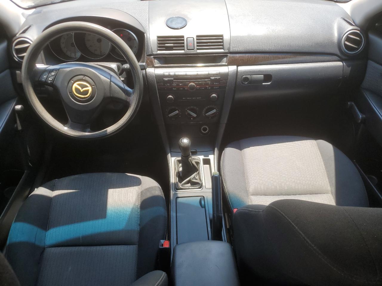 2007 Mazda 3 I VIN: JM1BK12G371632272 Lot: 62647125