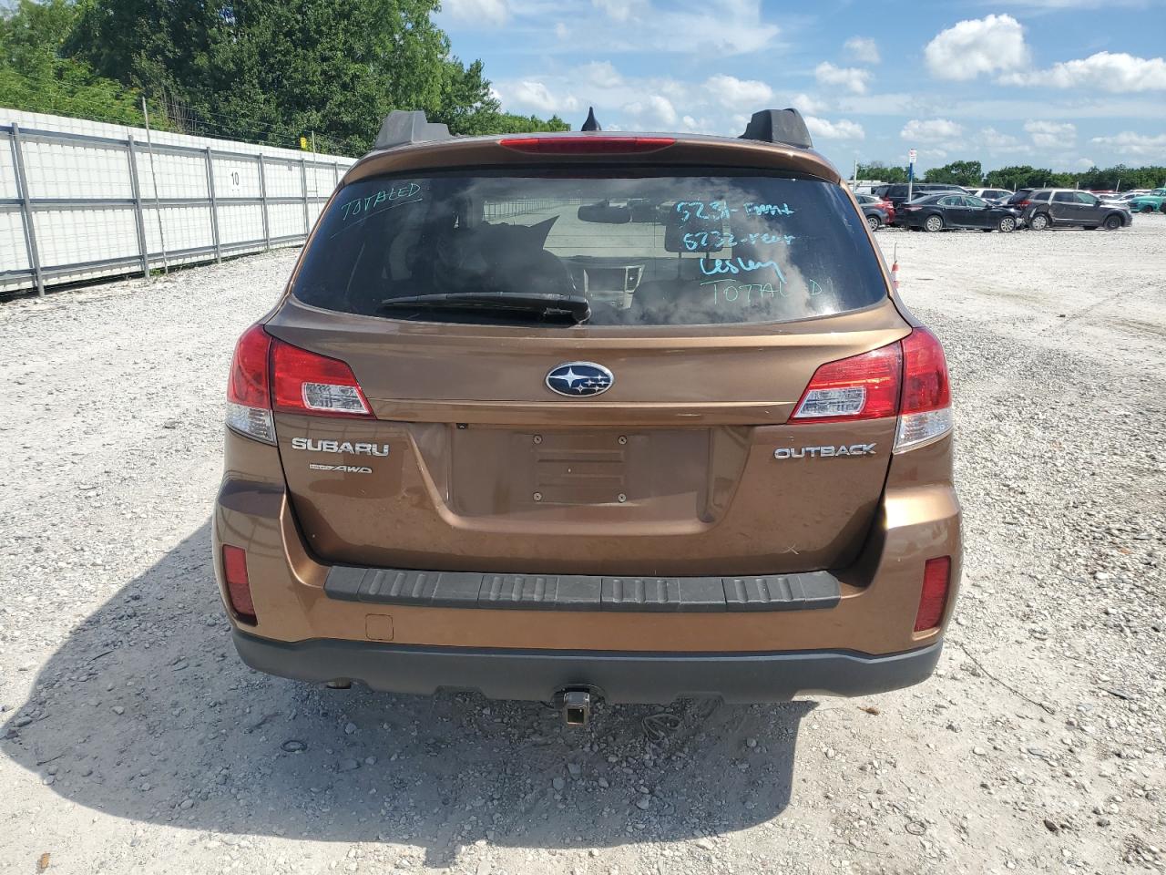 2011 Subaru Outback 2.5I Limited VIN: 4S4BRCLC9B3311994 Lot: 62704535
