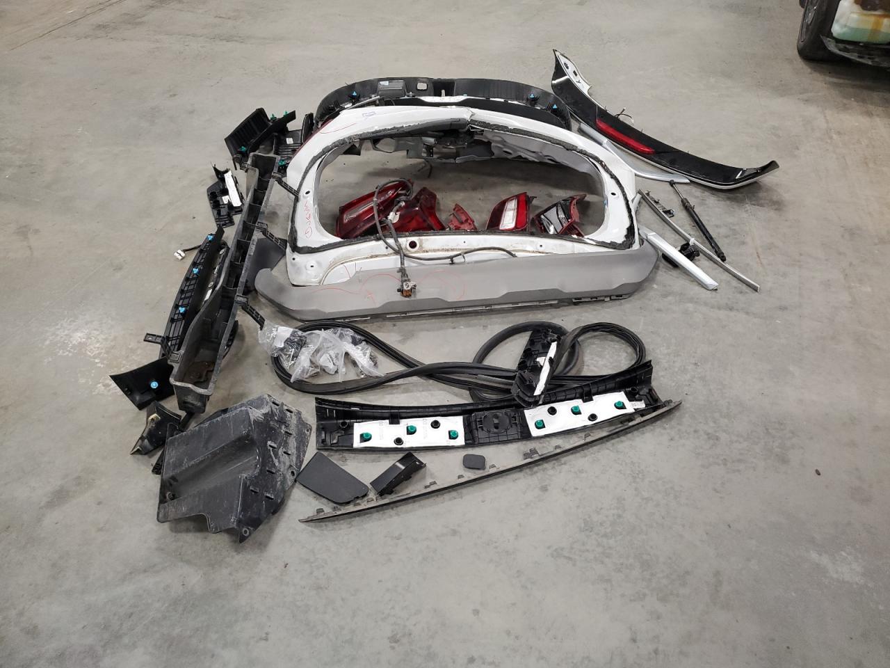 5NMS23AD4KH037724 2019 Hyundai Santa Fe Se