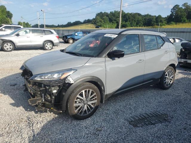  NISSAN KICKS 2024 Szary
