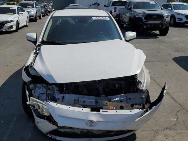  TOYOTA YARIS 2019 Biały