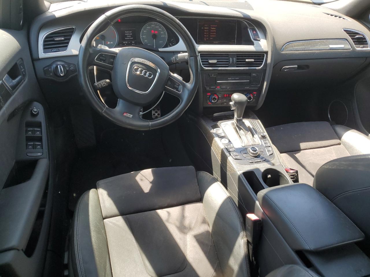 2010 Audi S4 Prestige VIN: WAUKGAFL4AA175243 Lot: 63451905