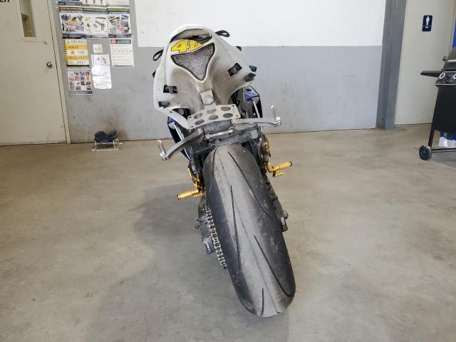 2010 YAMAHA YZFR1   