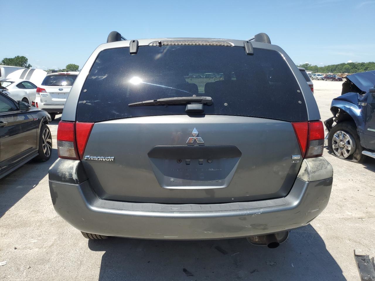 2005 Mitsubishi Endeavor Ls VIN: 4A4MN21S55E050118 Lot: 64250635