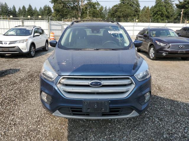  FORD ESCAPE 2018 Granatowy