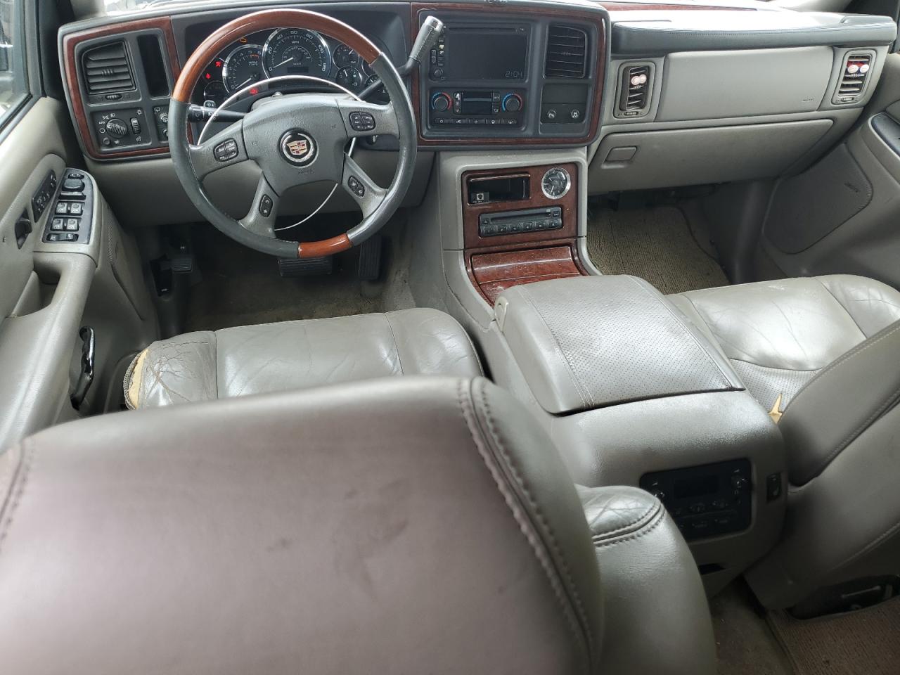 2005 Cadillac Escalade Luxury VIN: 1GYEK63N95R217702 Lot: 63276085