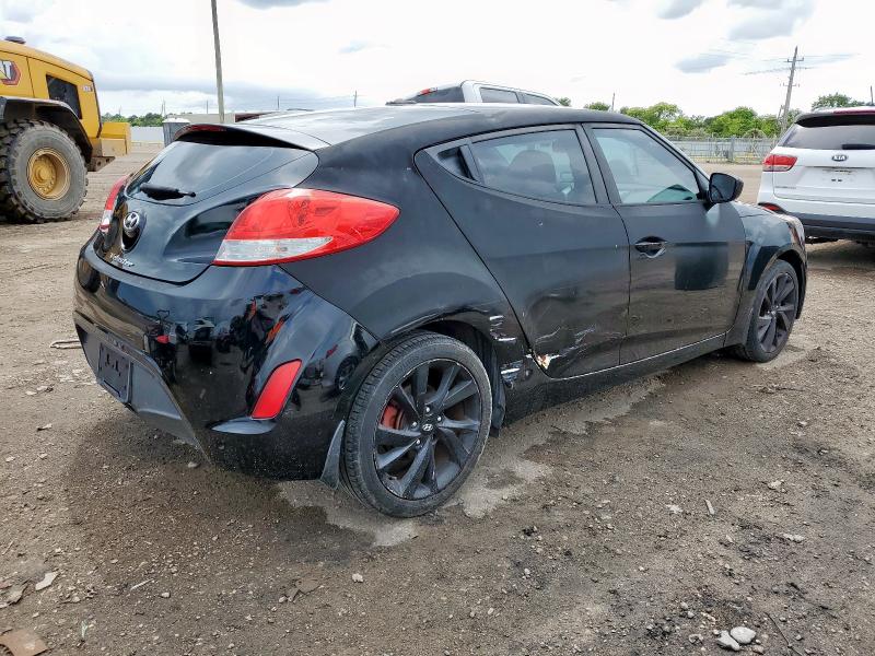 Coupet HYUNDAI VELOSTER 2016 Czarny