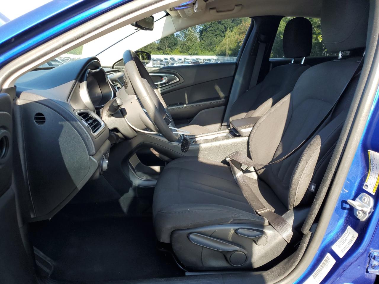 2015 Chrysler 200 Limited VIN: 1C3CCCAB7FN637487 Lot: 63483805
