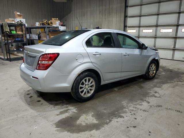  CHEVROLET SONIC 2017 Серебристый