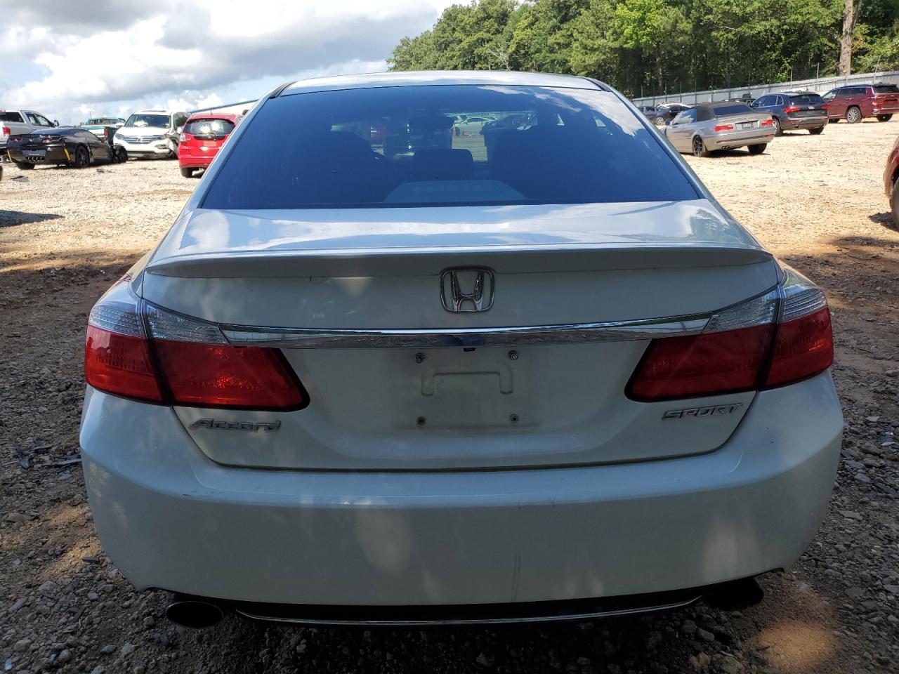 2015 Honda Accord Sport VIN: 1HGCR2F52FA271907 Lot: 65200175