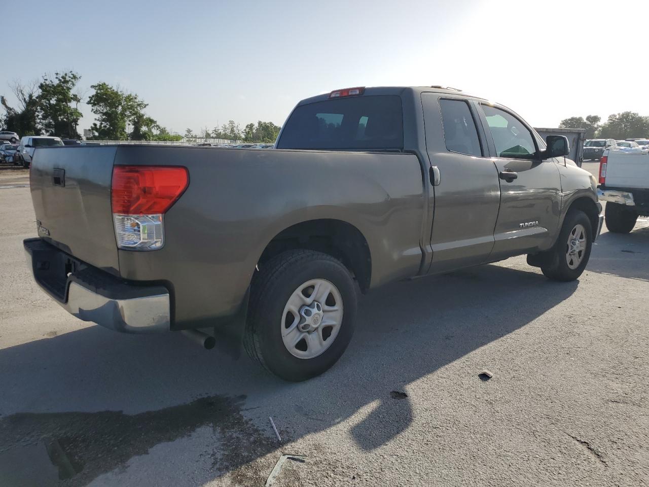 2010 Toyota Tundra Double Cab Sr5 VIN: 5TFRU5F12AX023555 Lot: 66461335