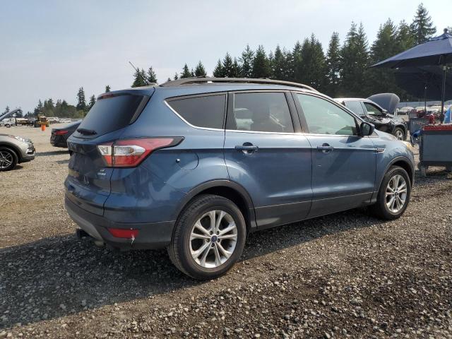  FORD ESCAPE 2018 Granatowy
