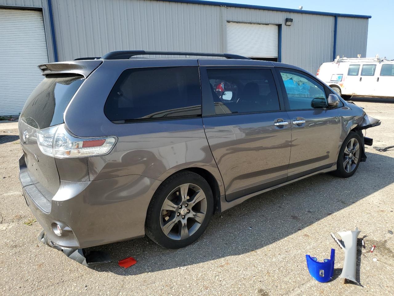 2016 Toyota Sienna Se VIN: 5TDXK3DC0GS760712 Lot: 66095155