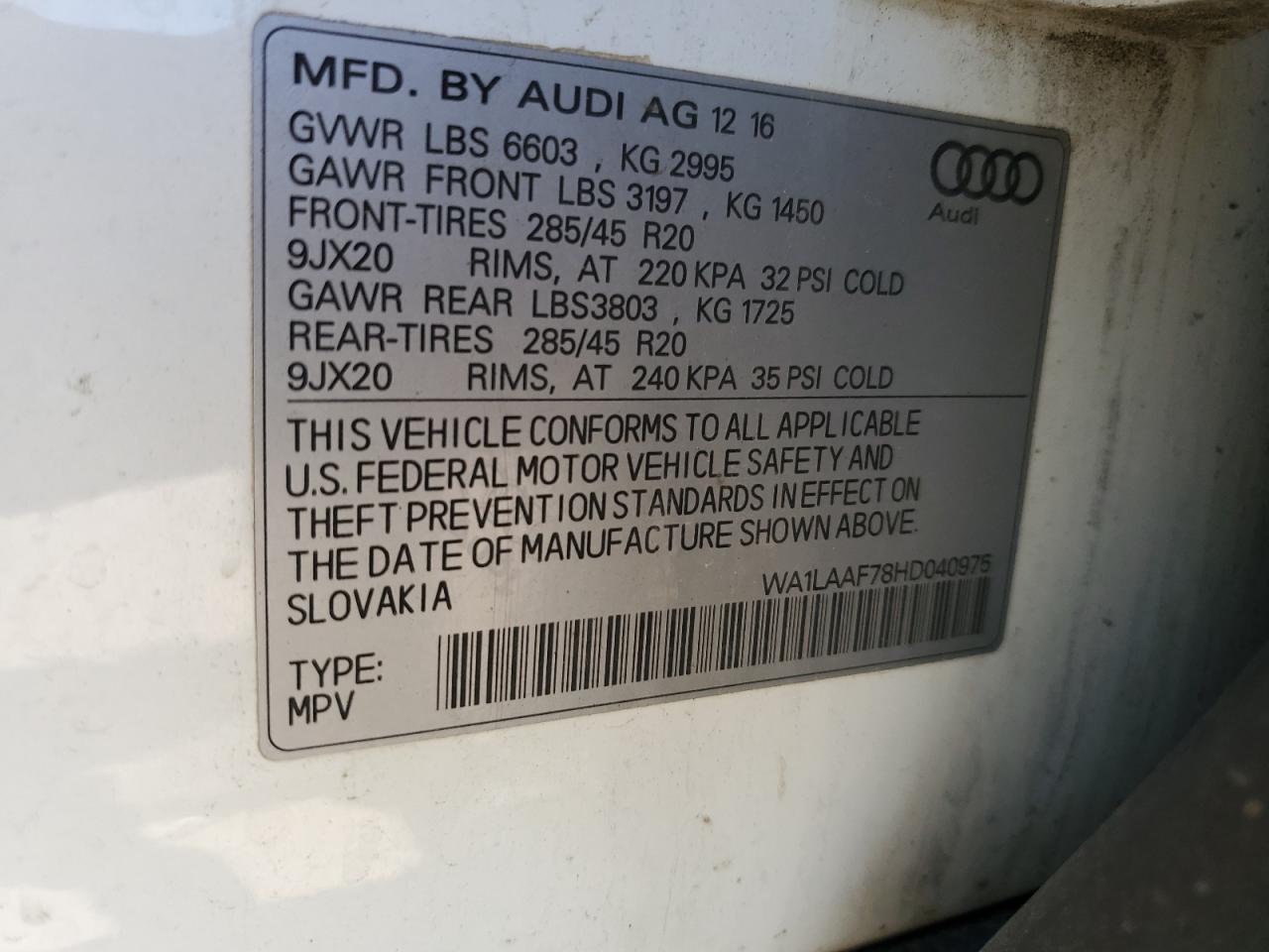 2017 Audi Q7 Premium Plus VIN: WA1LAAF78HD040975 Lot: 64379775