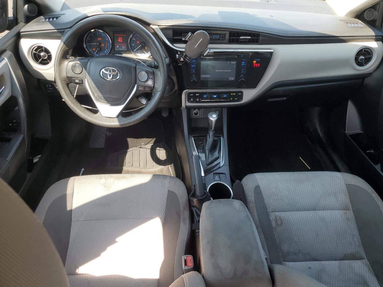 2t1burhe2kc167342 2T1BURHE2KC167342 2019 Toyota Corolla L