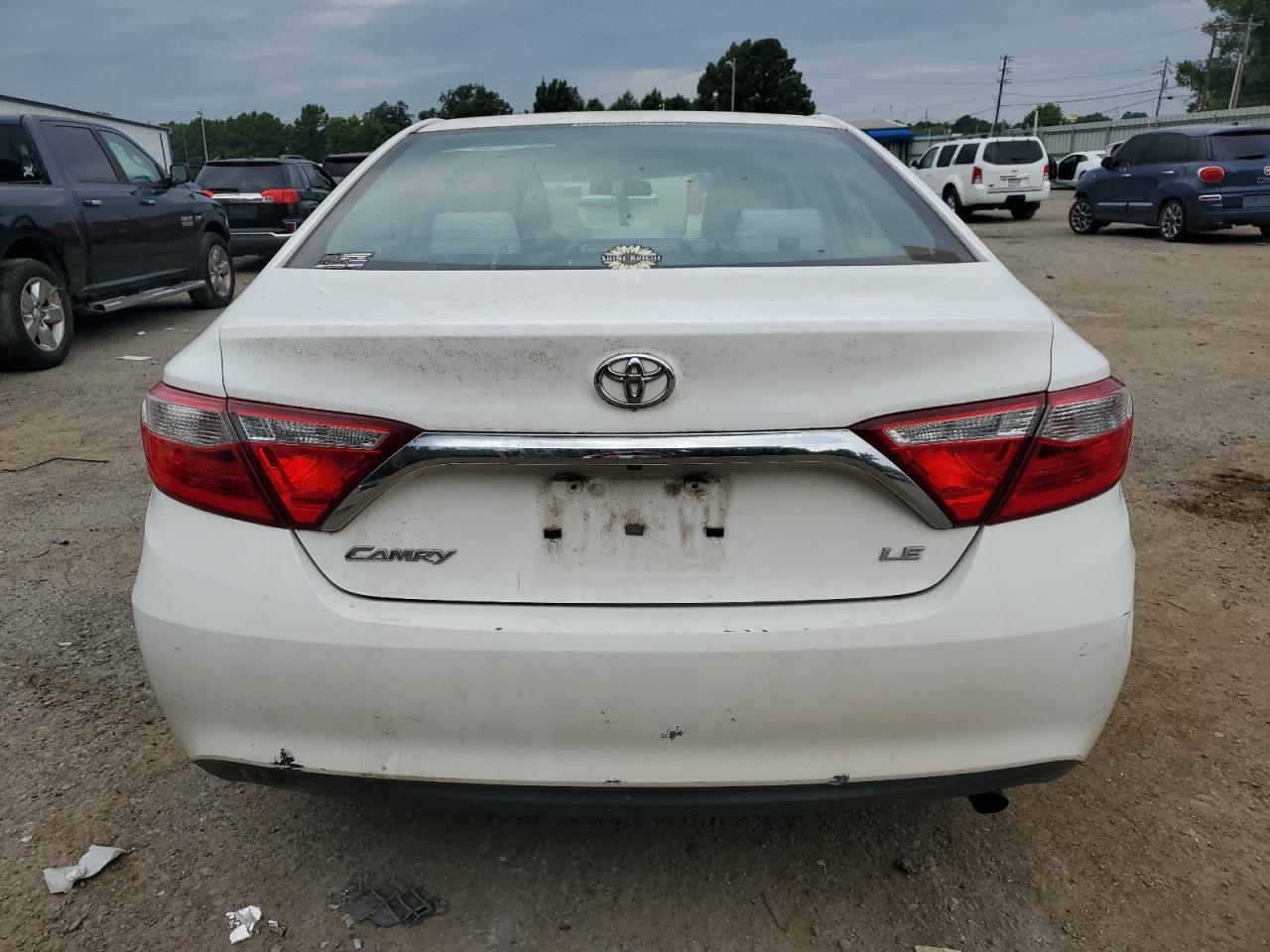 2017 Toyota Camry Le VIN: 4T1BF1FK0HU318657 Lot: 65242335