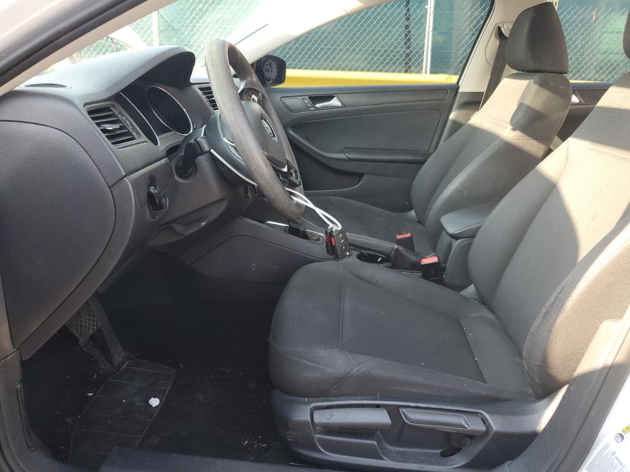 2015 Volkswagen Jetta Base VIN: 3VW2K7AJ6FM212049 Lot: 65618755