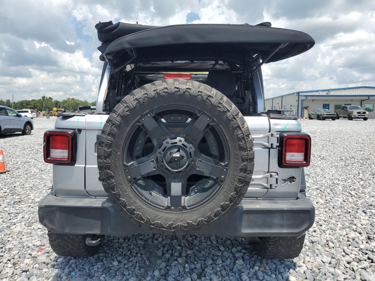 2018 Jeep Wrangler Unlimited Sport VIN: 1C4HJXDN8JW286967 Lot: 65162255
