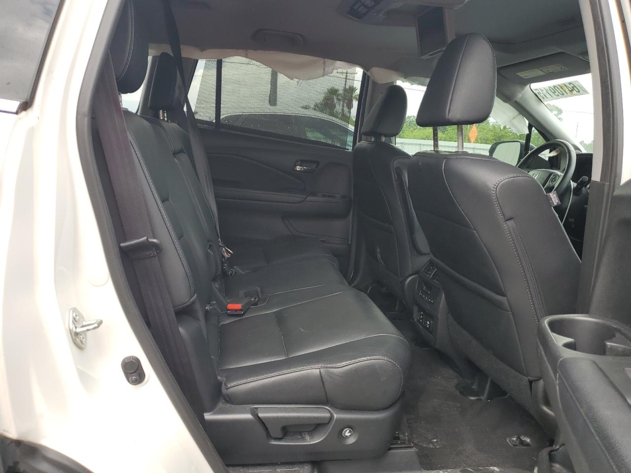 2017 Honda Pilot Touring VIN: 5FNYF6H94HB067379 Lot: 64109115