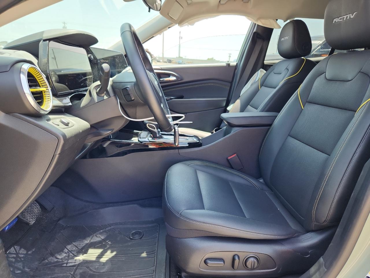 2025 Chevrolet Trax Activ VIN: KL77LKEP1SC015418 Lot: 65606005