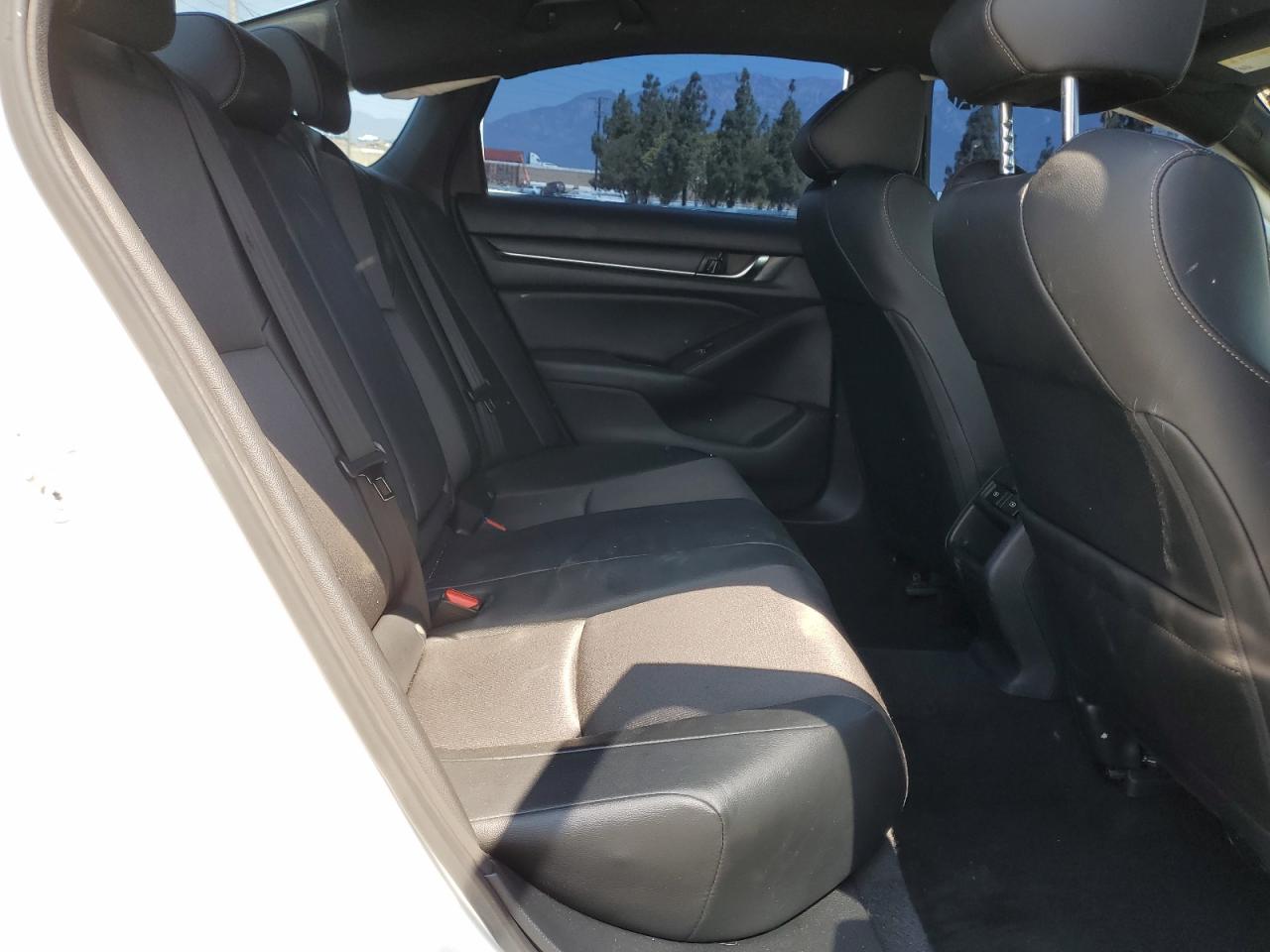 2022 Honda Accord Sport VIN: 1HGCV1F37NA033098 Lot: 64962925