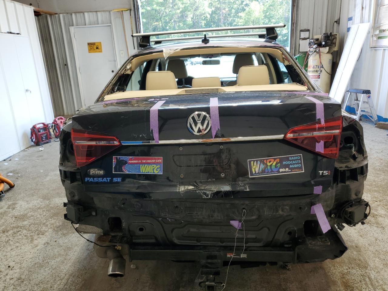 2017 Volkswagen Passat Se VIN: 1VWBT7A3XHC063955 Lot: 64001805