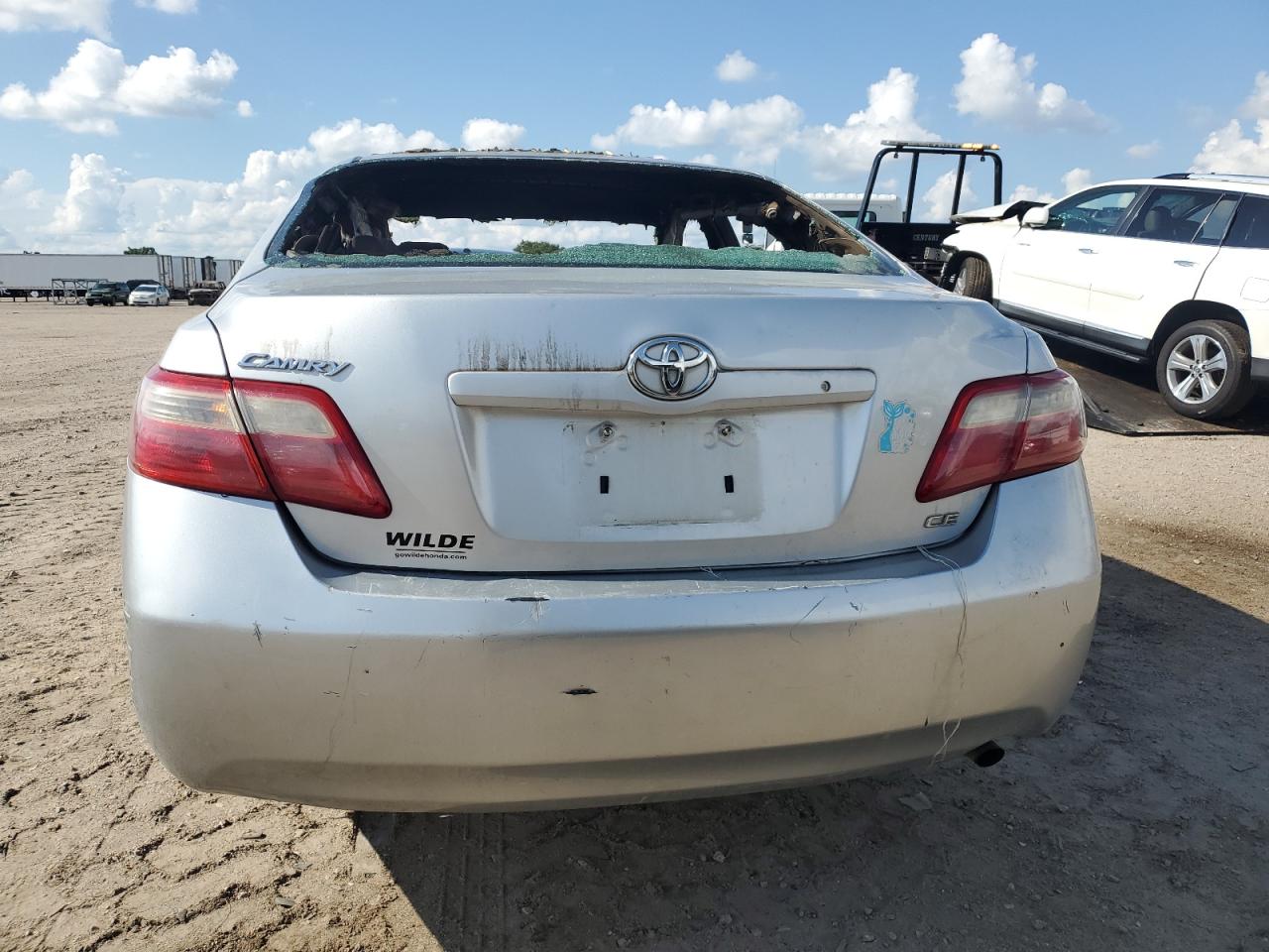 2007 Toyota Camry Ce VIN: 4T1BE46K57U621548 Lot: 70458845