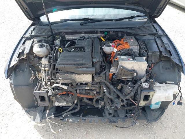2017 VOLKSWAGEN PASSAT GTE